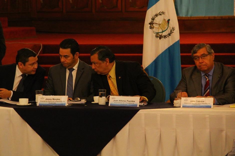 La Conasan aprob&oacute; el Plan de trabajo para los pr&oacute;ximos cuatro a&ntilde;os. El presidente electo escuch&oacute; y dijo que dar&aacute; continuidad al programa. (Foto: Alexis Batres/Soy502)