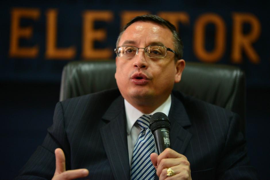 Los tres partidos, Patriota, UNE y Lider, recibiern multa por campa&ntilde;a anticipada durante Semana Santa. (Foto: Archivo/Soy502)