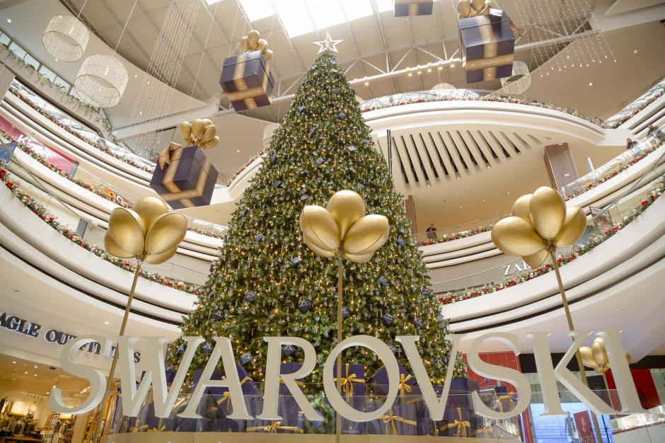 Se inaugur&oacute; un exclusivo &aacute;rbol navide&ntilde;o valorado en 350 mil d&oacute;lares. (Fotos: George Rojas/Soy502) 
