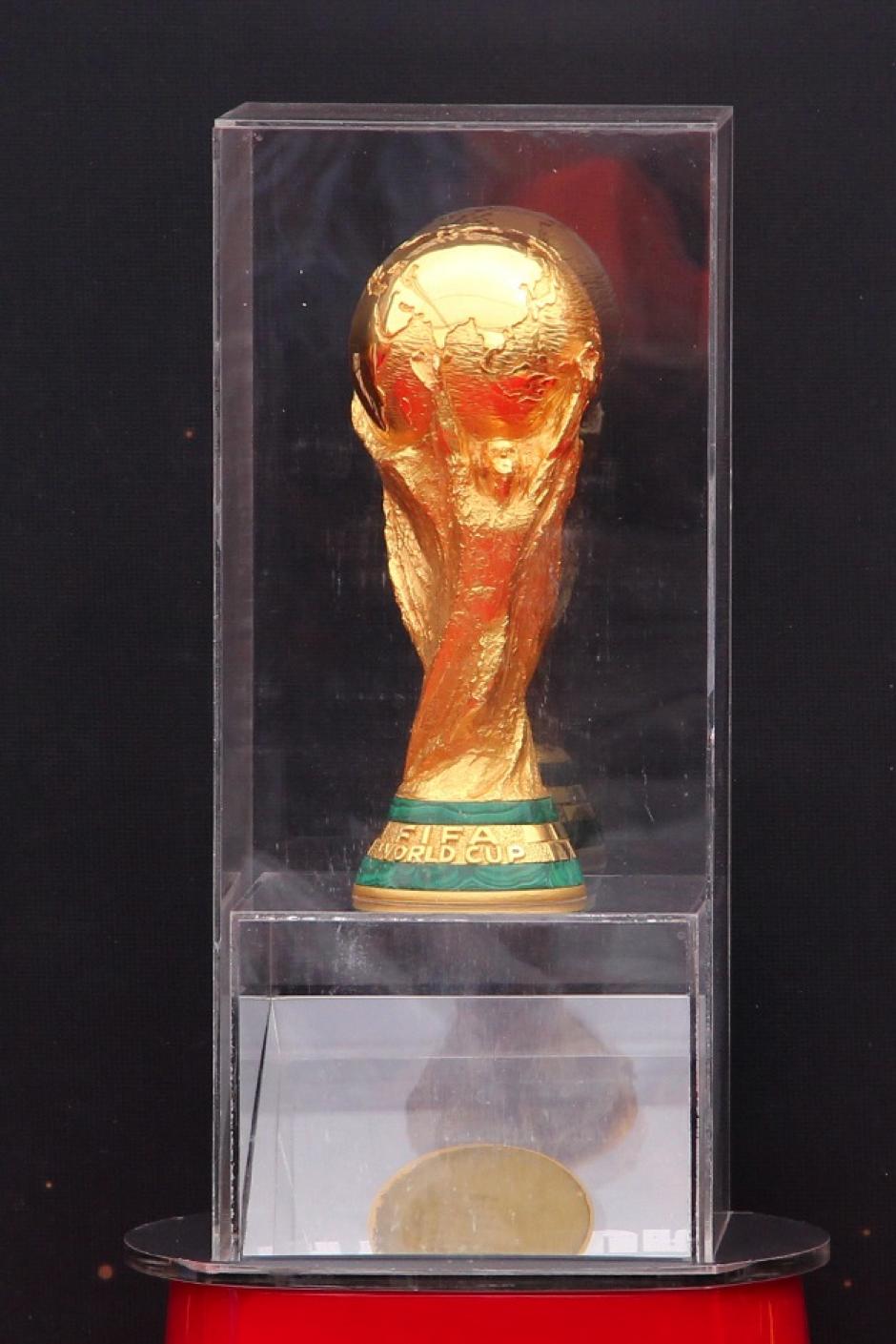 El trofeo de la Copa del Mundo ser&aacute; expuesto en esta urna, en el Parque de la Industria, en la zona 9 capitalina. (Foto: Luis Barrios/Soy502)