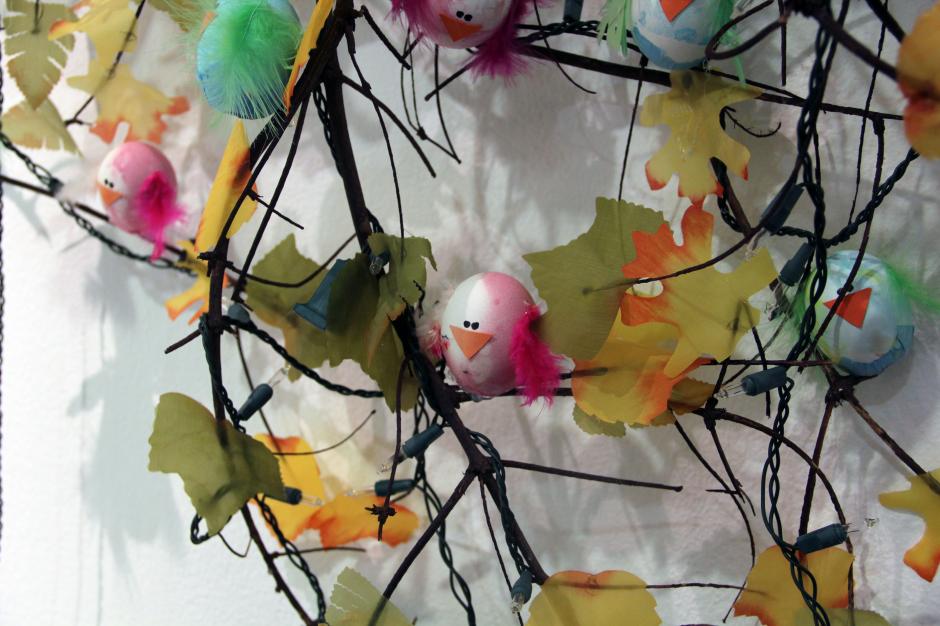 Cada cascaron se vende por Q25, para ayudar a la lucha de los ni&ntilde;os con c&aacute;ncer. (Foto: Esteban Biba/Soy502)