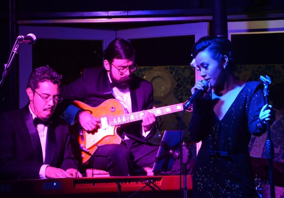 Imox celebr&oacute; una noche dedicada a lo mejor de las voces femeninas del Jazz. (Foto: Selene Mej&iacute;a/Soy502)&nbsp;