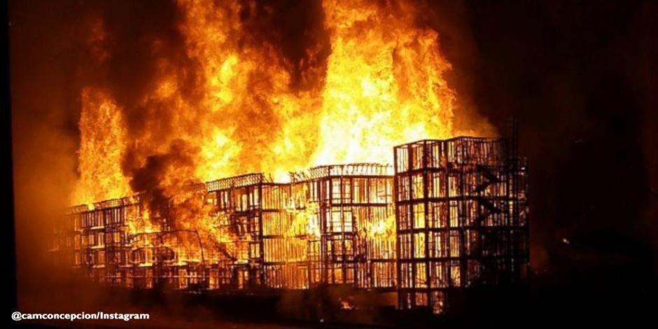 El incendio en el edificio de siete pisos fue controlado por los cuerpos de socorro. (Foto: Camconcepci&oacute;n/Instagram)