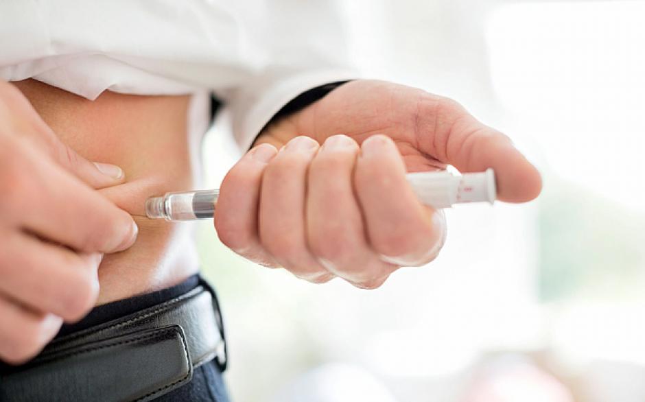 Algunos enfermos de diabetes tipo 1 y tipo 2 deben inyectarse insulina a diario. (Foto:&nbsp;telegraph.co.uk)