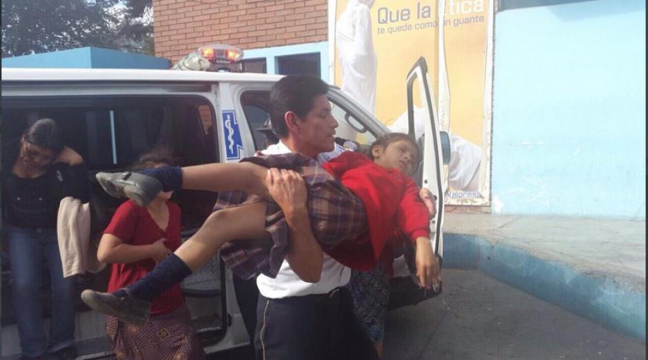 Los cuerpos de socorro trasladaron a los menores a la ciudad capital. &nbsp;(Foto Bomberos Voluntarios)