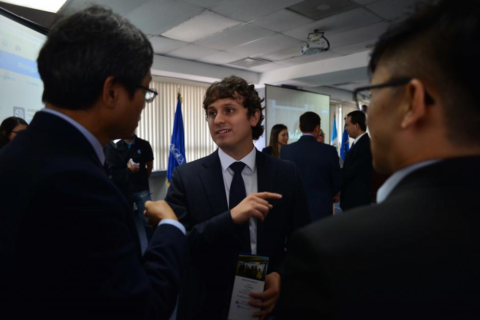 El ingeniero de Samsung Corea, Sergio Flores, regres&oacute; a Guatemala despu&eacute;s de ocho a&ntilde;os fuera. (Foto: Jes&uacute;s Alfonso/Soy502)