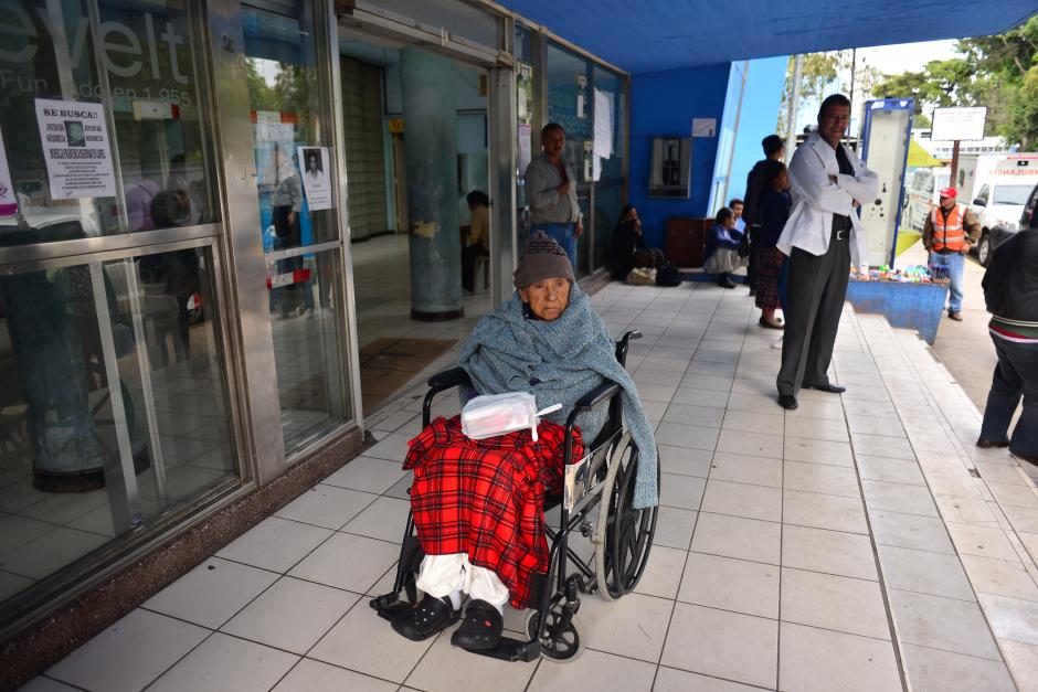    El Hospital Roosevelt continua sin prestar el servicio en su consulta externa. (Foto: Jesús Alfonso/Soy502)