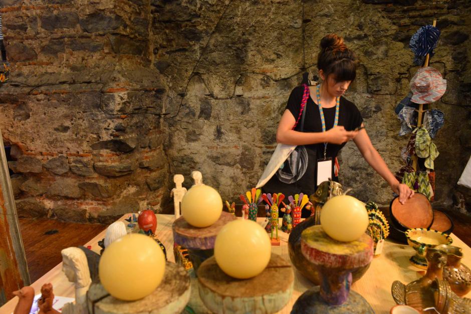 Durante dos d&iacute;as, 100 empresas de artesanos exponen su productos al mundo. (Foto: Jes&uacute;s Alfonso/Soy502)