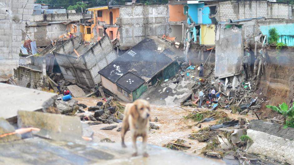 Al menos 31 casas en Villa Hermosa 1 han sufrido da&ntilde;os a causa de las lluvias de los &uacute;ltimos d&iacute;as. (Foto: Jes&uacute;s Alfonso/Soy502)