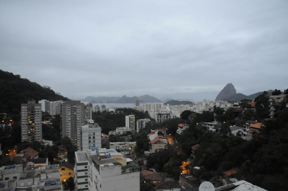 As&iacute; cay&oacute; la tarde en R&iacute;o de Janeiro este jueves 28 de julio. (Foto: Pedro Pablo Mijangos/Soy502)