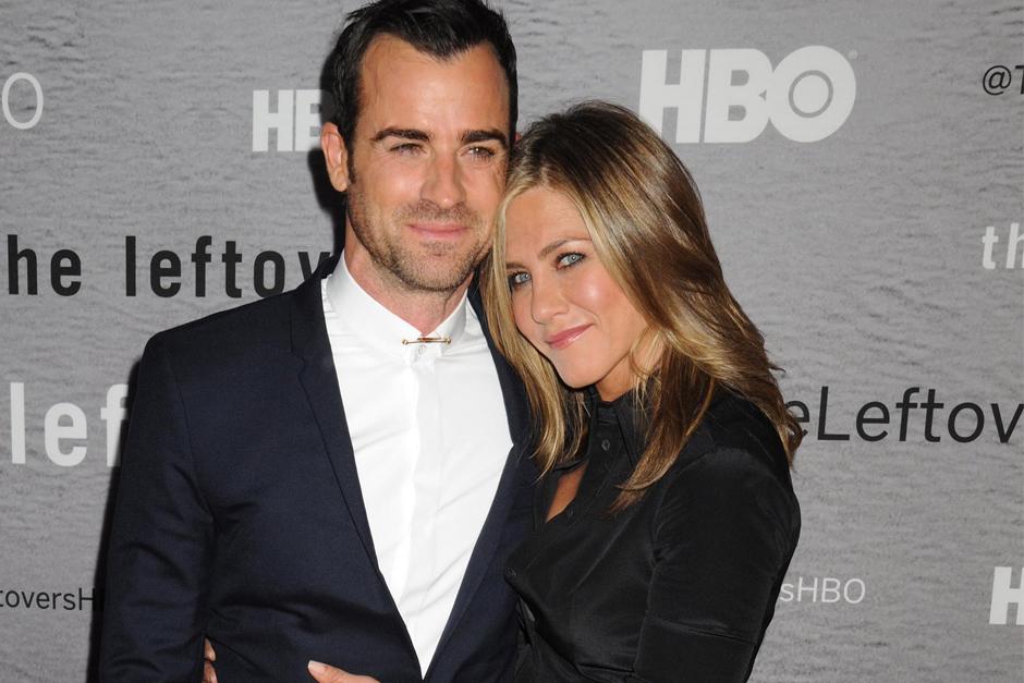 Jennifer Aniston y Justin Theroux se casaron en secreto en su mansi&oacute;n de Los &Aacute;ngeles.