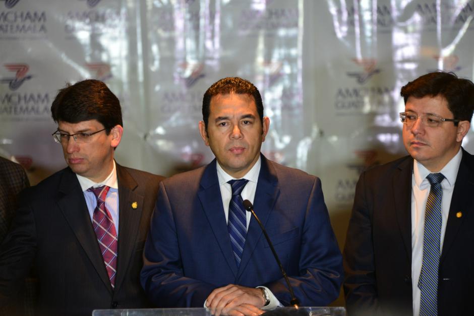 Los ministros de Economía (izquierda) y Finanzas (derecha) acompañaron a Jimmy a su encuentro con socios de la cámara norteamericana. (Foto: Jesús Alfonso/Soy502)