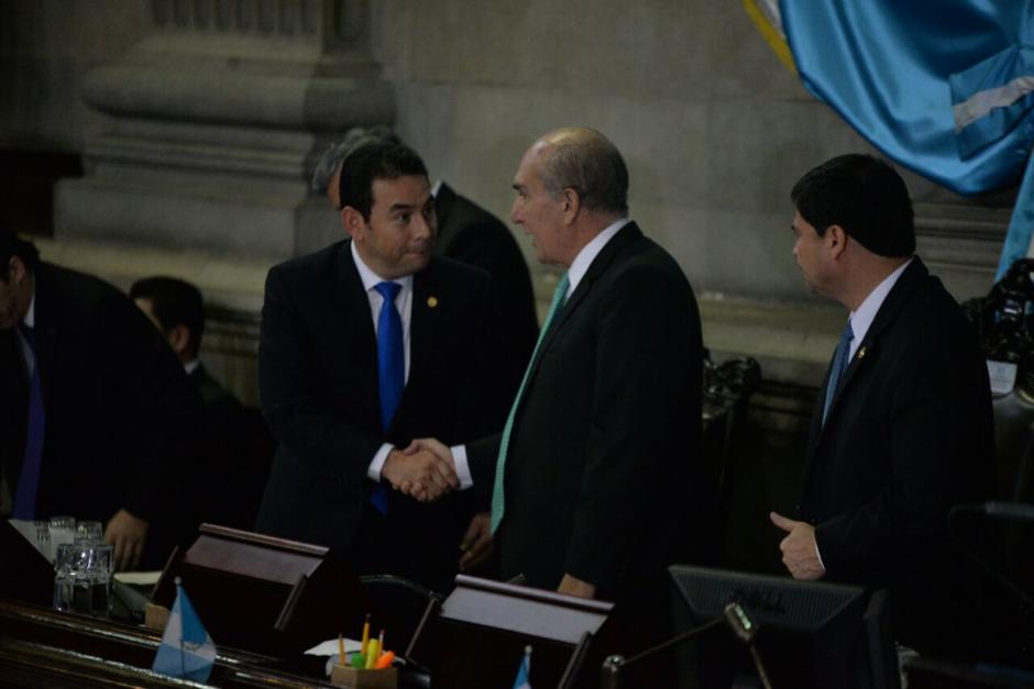 El mandatario se reuni&oacute; en privado con varios diputados. (Foto: Wilder L&oacute;pez/Soy502)