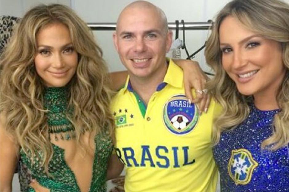 El detr&aacute;s de c&aacute;maras de la presentaci&oacute;n de Jennifer L&oacute;pez, Pitbull y Claudia. (Foto: Instagram)