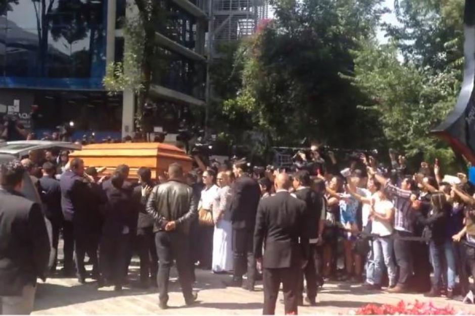 El f&eacute;retro lleg&oacute; por la ma&ntilde;ana a la capital mexicana para que la sociedad de artistas le rindieran un homenaje p&oacute;stumo.&nbsp;