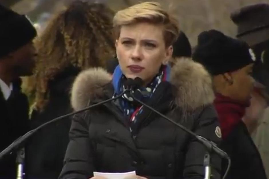 Su discurso fue uno de los momentos m&aacute;s emotivos de esta jornada de protestas en Estados Unidos y el mundo. (Foto: Univisi&oacute;n)