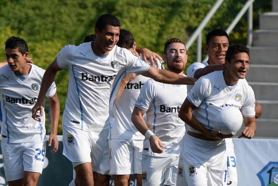 Los Cremas se sintieron confiados con la primera anotaci&oacute;n en el primer tiempo, pero no pudieron mejorar el resultado. &nbsp;(Foto: Nuestro Diario)