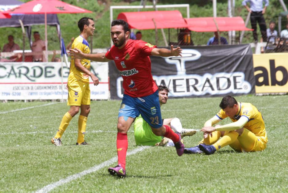 El mexicano Kamiani F&eacute;lix lleg&oacute; a seis goles en el Apertura 2016. (Foto: p&aacute;gina oficial de Municipal)
