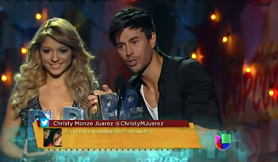 Josephine Ochoa, Miss Guatemala US 2013 y primera finalista en Nuestra Belleza Latina, entregó los galardones a los artistas ganadores en "Premios Juventud".&nbsp;