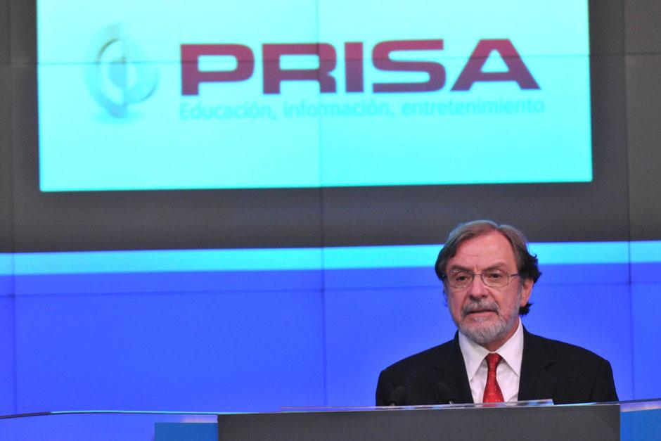 Juan Luis Cebrian, presidente ejecutivo de Grupo Prisa, ha anunciado cambios recientes en cargos importantes en la corporaci&oacute;n; posteriormente se cuantificaron las p&eacute;rdidas en m&aacute;s de 889 millones de d&oacute;lares. (Foto: www.vozpopuli.com)