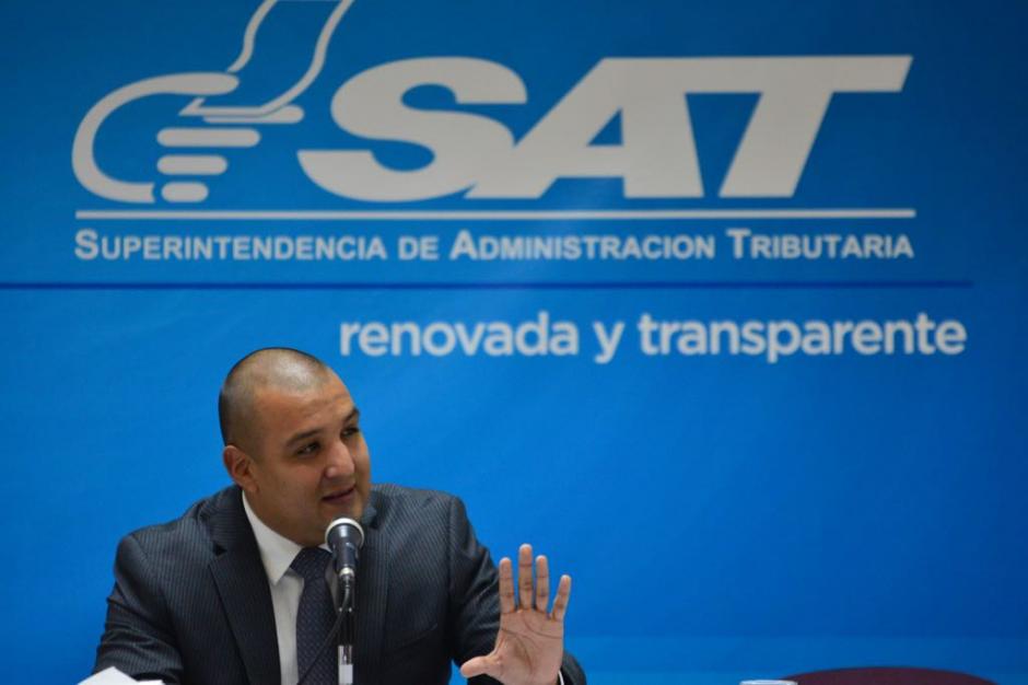 La pr&oacute;xima semana, el jefe de la SAT decidir&aacute; si cancela el contrato con la empresa reclutadora. (Foto: Archivo/Soy502)