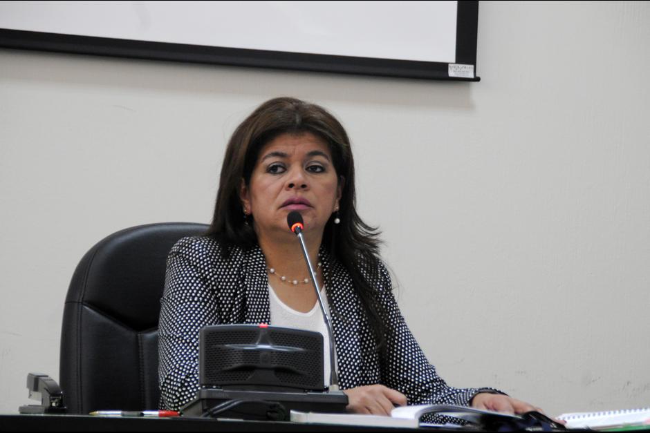 Carol Patricia Flores perdió su inmunidad y la CSJ ordenó su traslado. Podría ser la próxima capturada. (Foto: Archivo/Soy502)