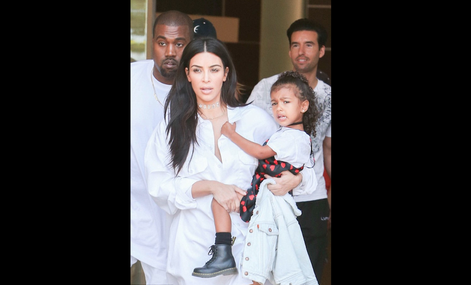 Kim afirma que a su hija le est&aacute; costando ser la hija mayor. (Foto: fameflynet.uk)