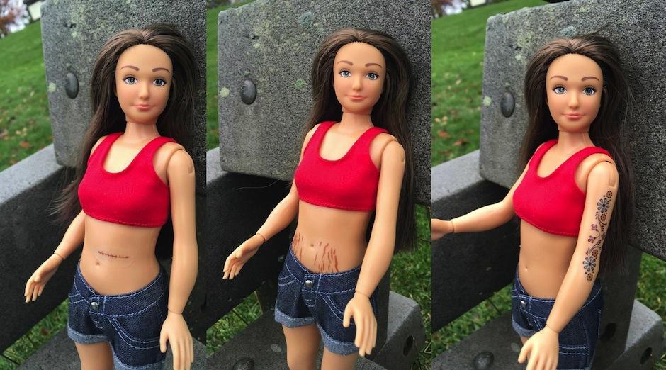 C&oacute;mprale a Lammily accesorios como cicatrice sy estr&iacute;as para hacerla m&aacute;s real. (Foto: Lammily oficial)&nbsp;