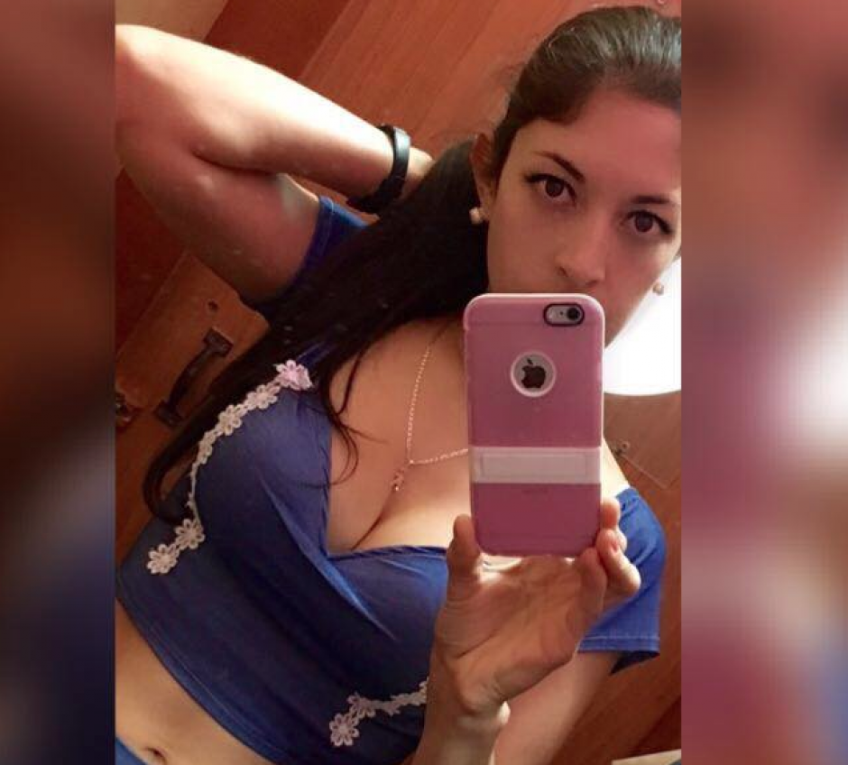 Leiry Amarales Ortiz le da una sexy lecci&oacute;n a su esposo en Facebook.  (Foto: Facebook/Leiry Amarales Ortiz )