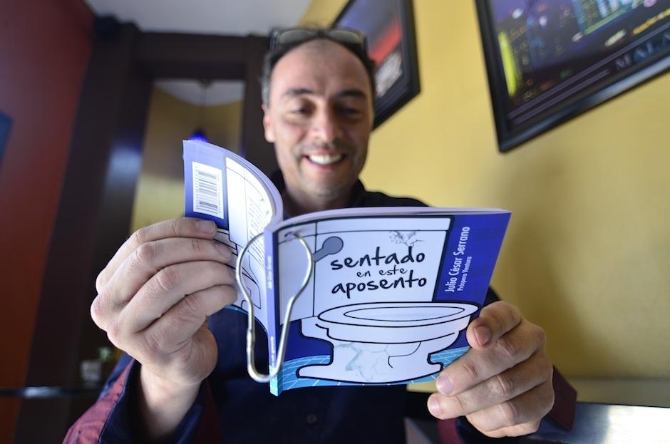El actor, locutor y comediante Julio C. Serrano escribi&oacute; un libro. (Foto: Selene Mej&iacute;a/Soy502) 