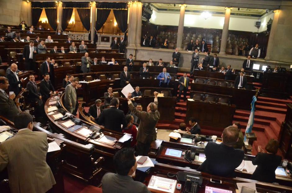 Este martes se aprob&oacute; la primera enmienda presentada por Fernando Linares Beltranena. (Foto: cortes&iacute;a Jos&eacute; Castro)