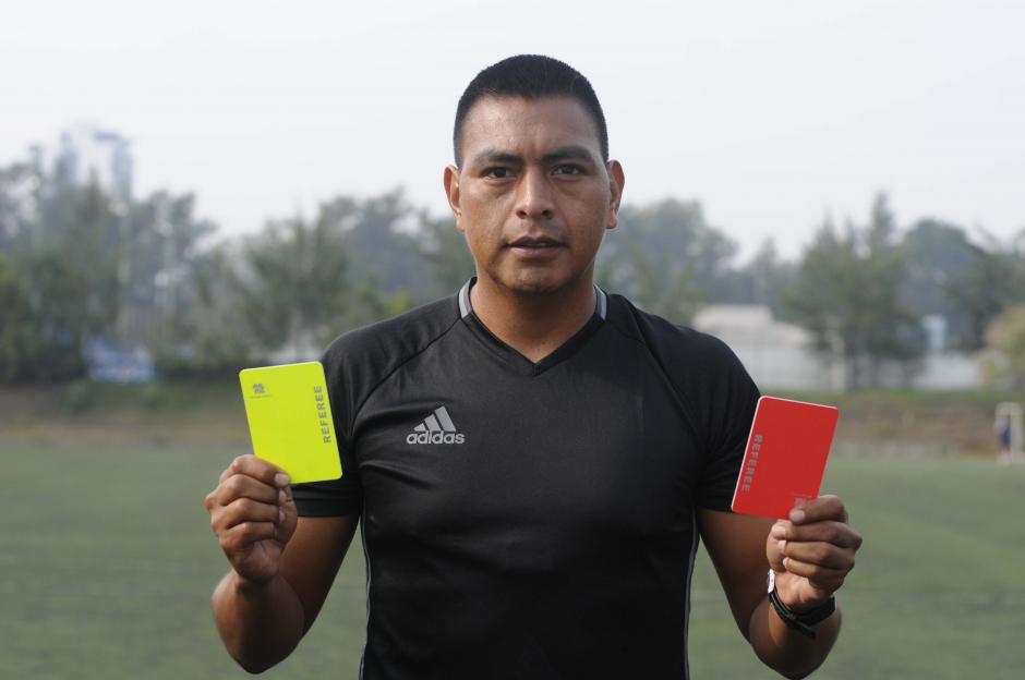 El &aacute;rbitro guatemalteco Walter L&oacute;pez debutar&aacute; en sus primeros Juegos Ol&iacute;mpicos. (Foto: Archivo)