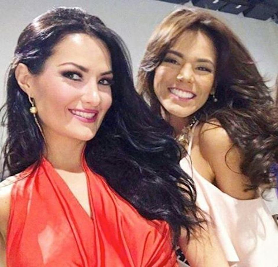 Figueroa se encontr&oacute; con Miss Guatemala, Virginia Argueta y aprovech&oacute; el momento para hacerse una selfie. (Foto: Instagram)