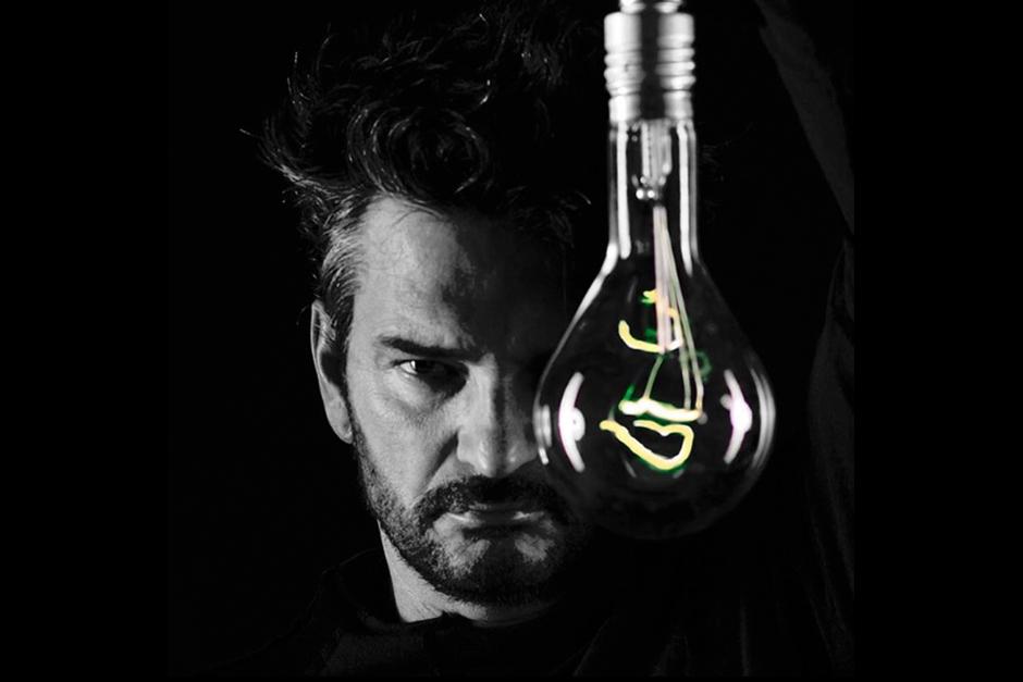 Ricardo Arjona estrena su nuevo disco "Apague la luz y escuche". (Foto: Instagram)