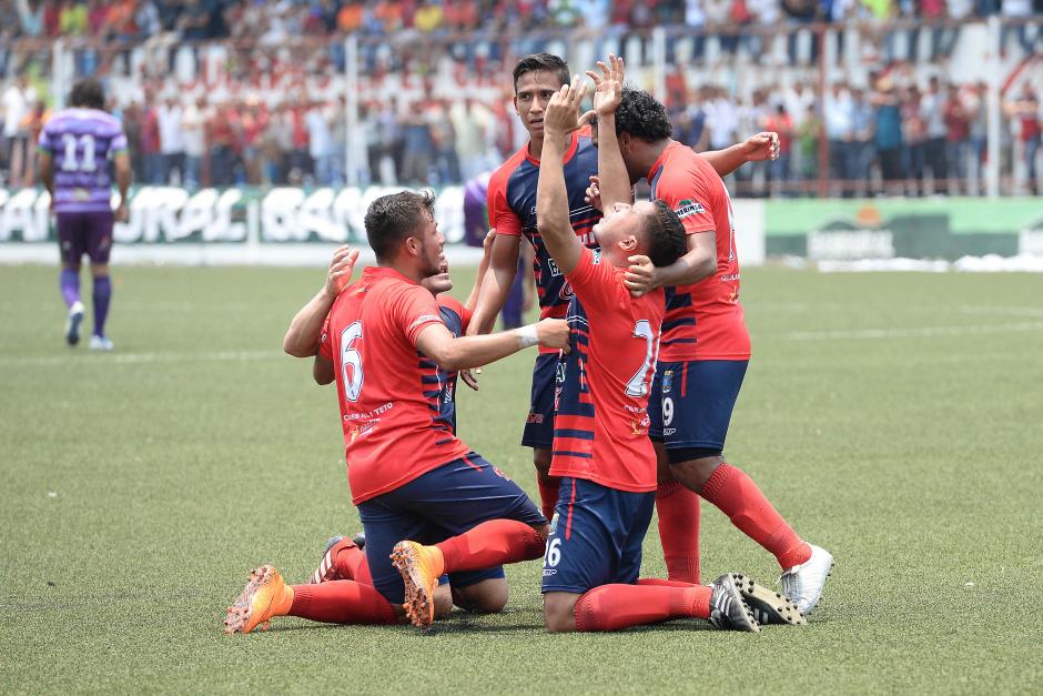 Malacateco jugar&aacute; su tercera final en torneos cortos, desde 1999. (Foto: Sergio Mu&ntilde;oz/Nuestro Diario)