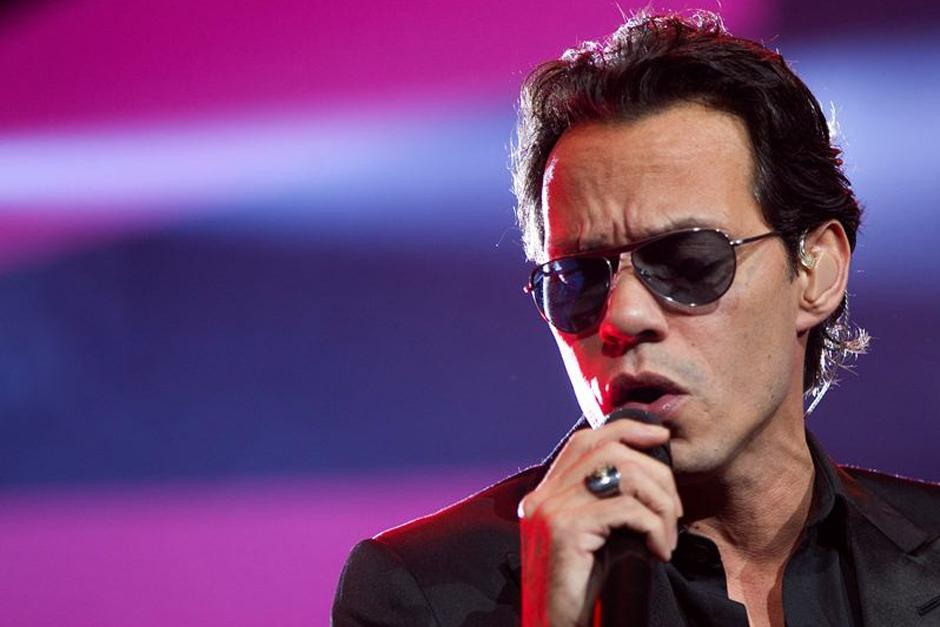 Marc Anthony cuenta por medio de Facebook la emergencia que tuvo su avi&oacute;n.&nbsp;