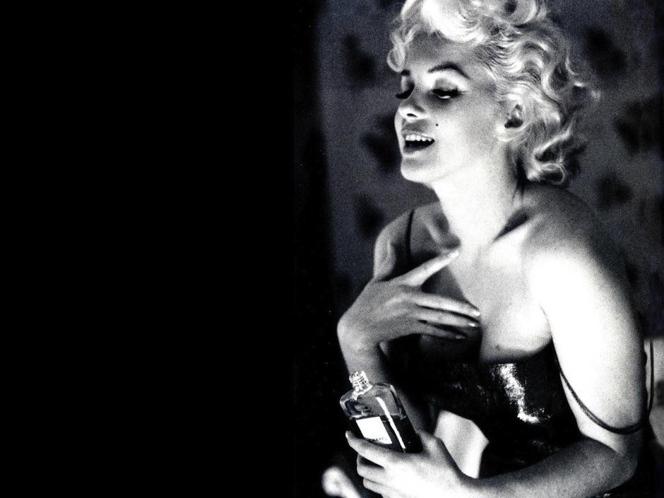 La voz de Monroe, confesando que lo &uacute;nico que se pon&iacute;a para dormir era unas gotas de perfume Chanel n&ordm;5, podr&aacute; ser escuchada en un anuncio de la marca. (Maratmedia)