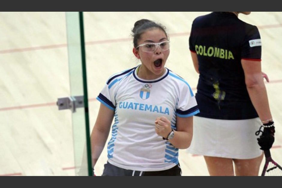 La guatemalteca, Ana Gabriela Mart&iacute;nez, se coron&oacute; como heptacampeona mundial de raquetbol Junior. (Foto: Archivo)