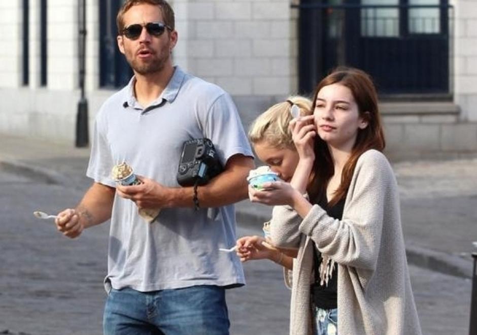 Paul Walker y su hija Meadow, quien recibi&oacute; una cantidad millonaria por la muerte de su padre. (Foto: El Diario NY)