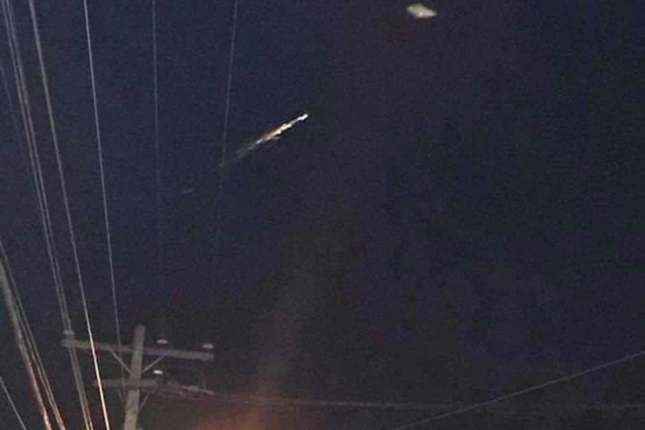 Un supuesto meteorito fue visto en Guatemala y El Salvador. (Foto: Twitter)