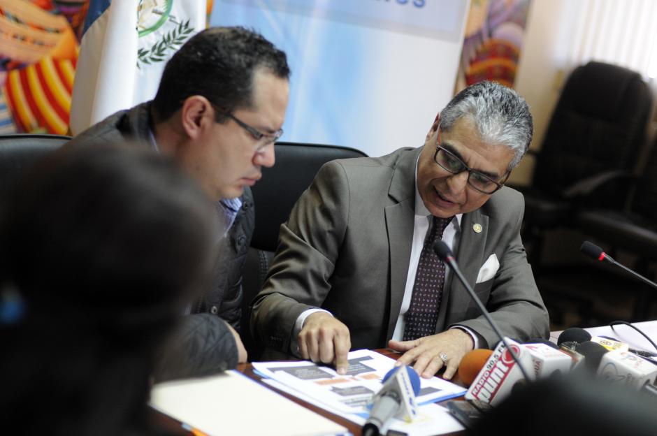 El ministro se mostr&oacute; optimista y garantiz&oacute; que la resoluci&oacute;n ser&aacute; a favor de Guatemala por los avances realizados. (Foto: Esteban Biba)