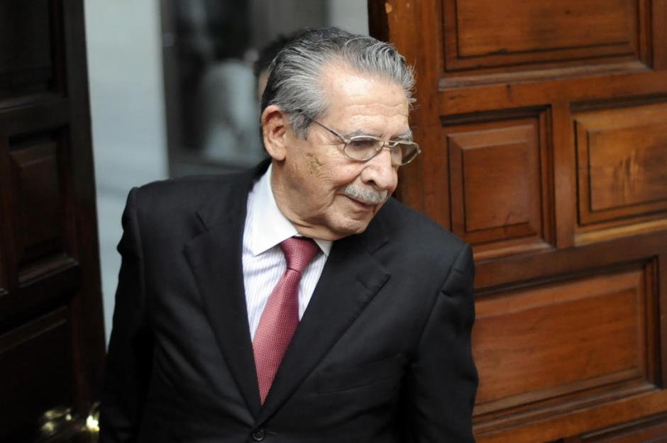 En un primer juicio Efraín Ríos Montt fue sentenciado a una condena de 80 años, aunque la Corte de Constitucionalidad anuló la condena. (Foto: Archivo/Soy502)