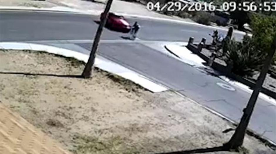 Un hombre le confiesa a su novia que tiene VIH. (Captura de pantalla: DailyMail)