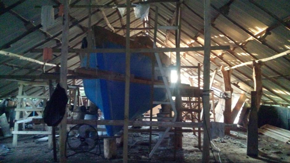 Este es el sumergible que se construía en cercanías de la playa Las Lisas en Santa Rosa. (Foto: Ministerio de Gobernación) 