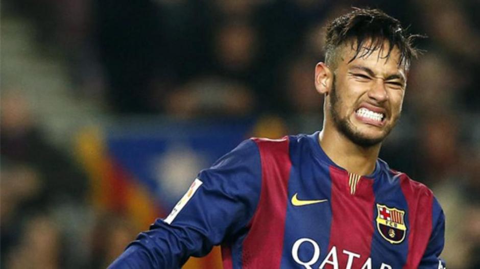 Neymar perdi&oacute; la cabeza en el juego contra el Valencia, insult&oacute; y agredi&oacute; a los rivales, y hasta a un compa&ntilde;ero de equipo. &nbsp;(Foto: tycsport.com)