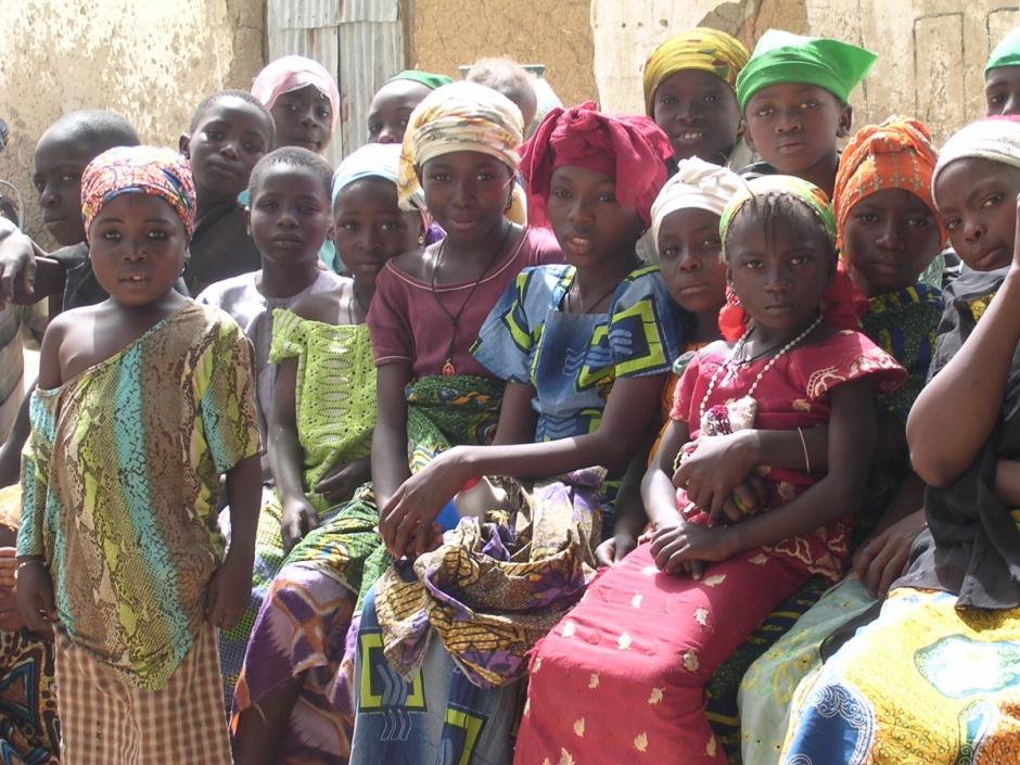 Al menos 60 mujeres y ni&ntilde;as y 31 ni&ntilde;os han sido secuestrados por miembros de la organizaci&oacute;n terrorista Boko Haram.&nbsp;