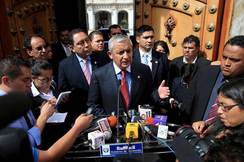 El Presidente Otto Pérez avaló este miércoles la contratación de una empresa extranjera para mejorar la recaudación tributaria, señaló que la captación de impuestos podría mejorar 35% con esta ayuda (Foto: Presidencia)