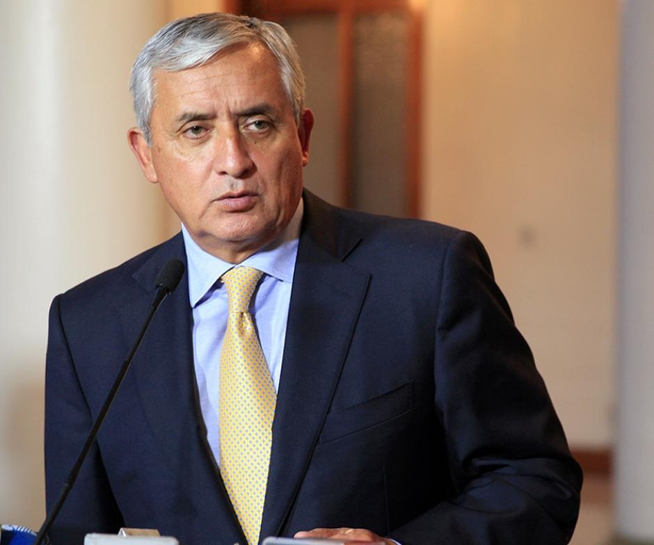 Otto P&eacute;rez Molina se mostraba firme en mantenerse en la presidencia hasta el lunes cuando se encontr&oacute; con la prensa a&uacute;n en le cargo. Pero si carrera pol&iacute;tica tuvo un giro en menos de una semana. (Foto: Soy502)