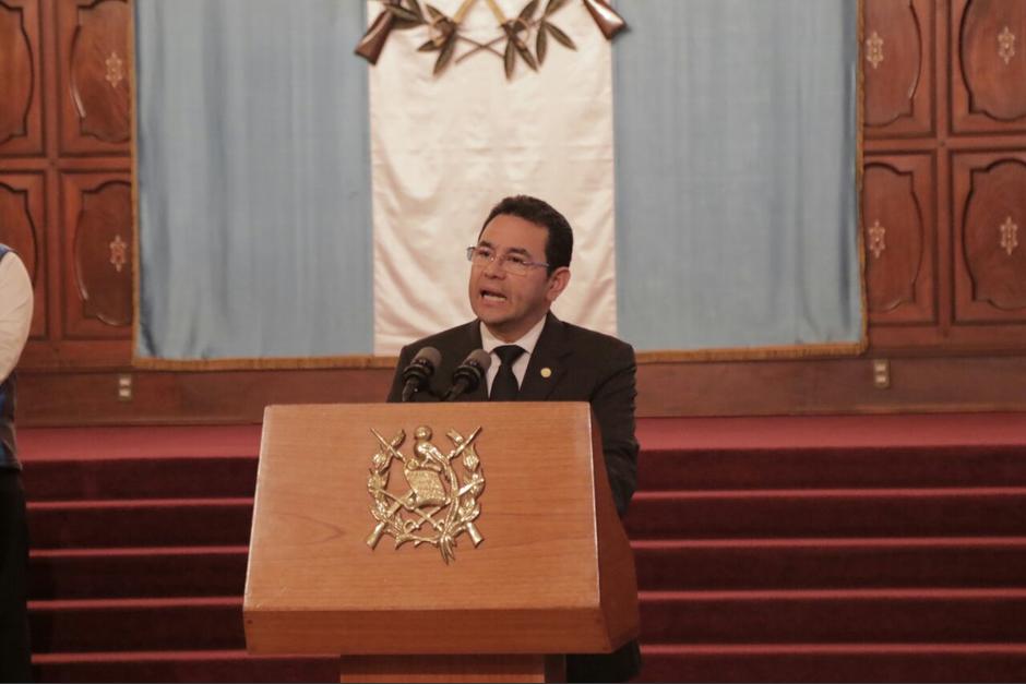 El presidente Jimmy Morales evadi&oacute; las preguntas sobre el hecho. (Foto: Alejandro Balan/Soy502) 