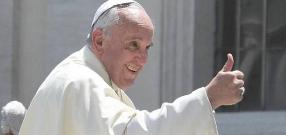 El pont&iacute;fice se reuni&oacute; hace unos d&iacute;as con un consejero de Instagram, Kevin Systrom. (Foto: EFE)